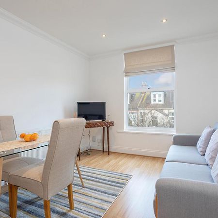Luxury Granada Apartments - 1 & 2 Bed Flats W Free Parking Perfect For Contractors, Students Near The Beach Портсмут Екстер'єр фото