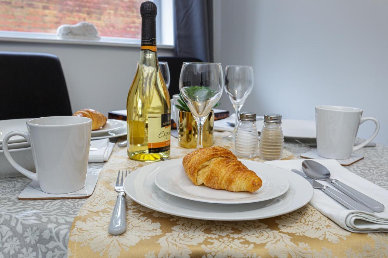 Luxury Granada Apartments - 1 & 2 Bed Flats W Free Parking Perfect For Contractors, Students Near The Beach Портсмут Номер фото